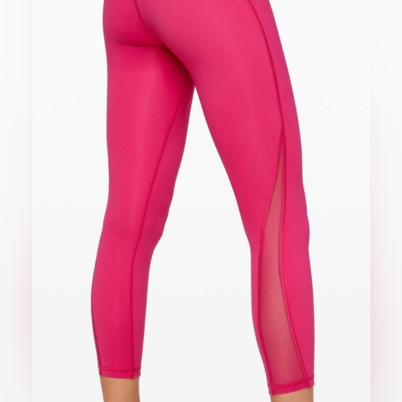 NWOT Lululemon Train Time 4 - Picture 2 of 7